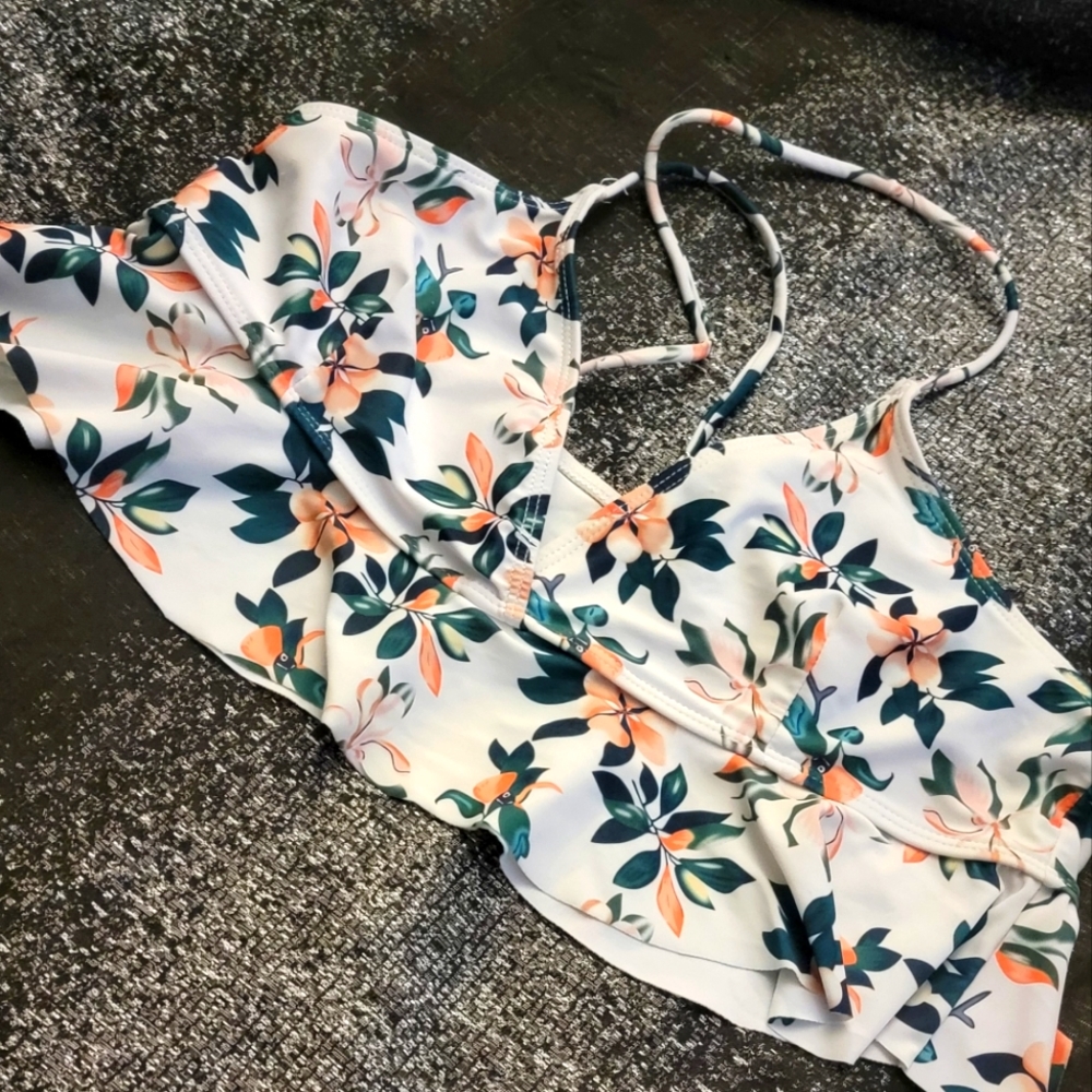 Floral bikini top